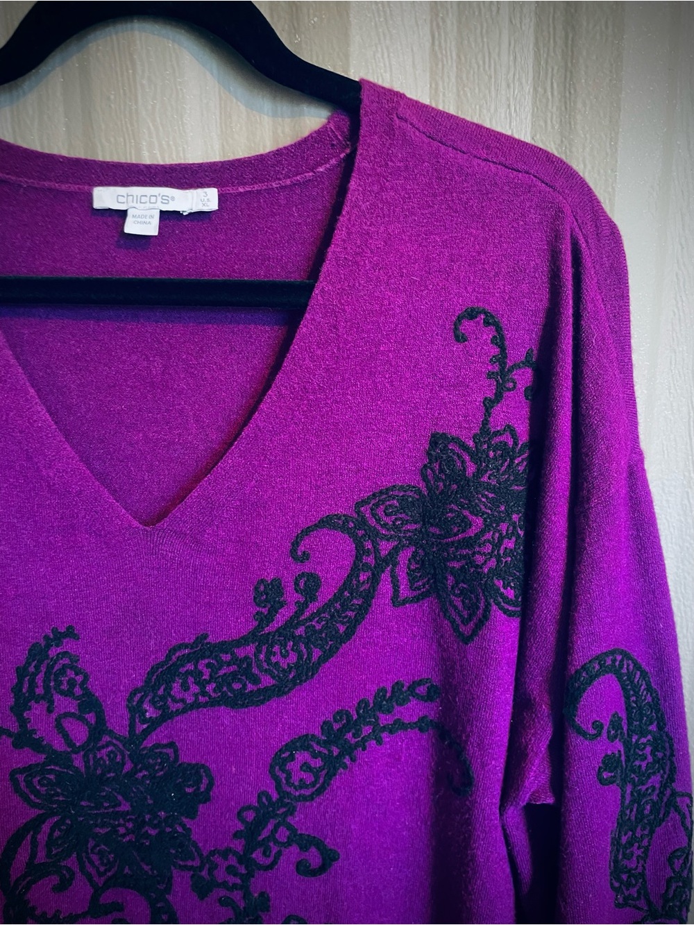 Chicos Purple V Neck Sweater Tunic Top Rayon Blend Cashmere Embroidery sz 3 XL - Picture 11 of 14